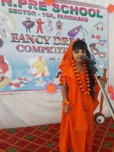 Fancy Dress Competition held in Sant Nirankari Pre School on 6 october 2016 (12)